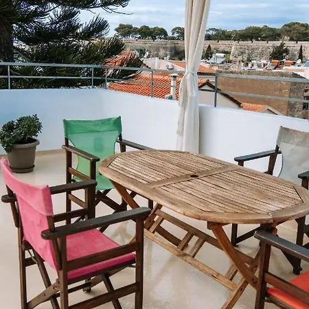 The Downtown Pent - Roof Garden Included Ρέθυμνο
